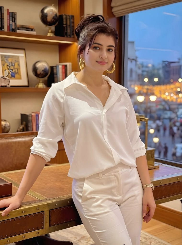 Alina Kapoor